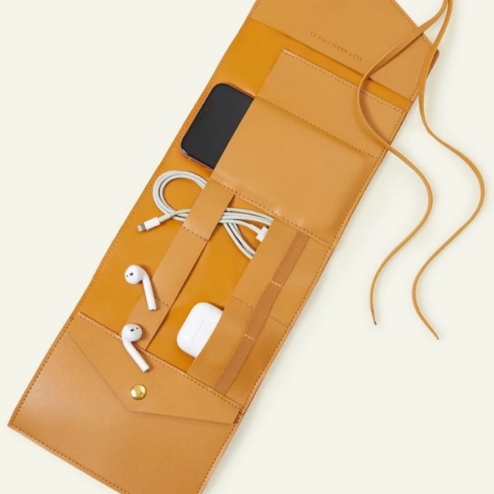 Katherine tech organizer — Glass Ladder Co